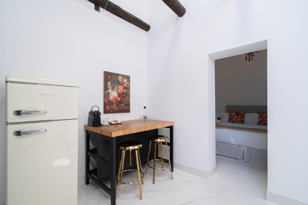 El Charco Suites Arrecife  Exteriör bild