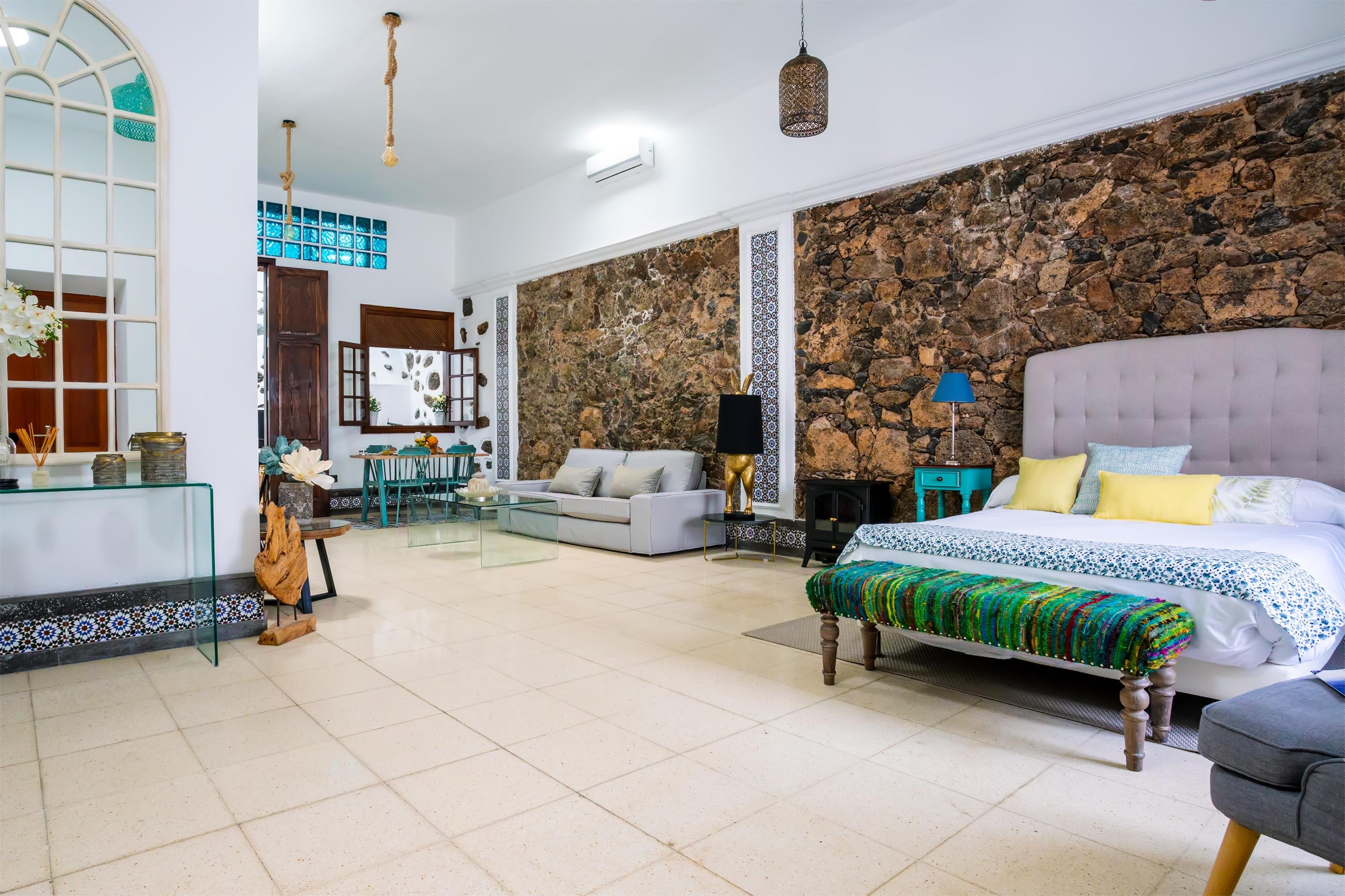 El Charco Suites Arrecife  Exteriör bild